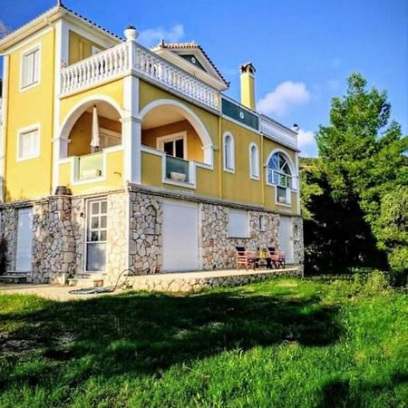 Vila Kalielaia Mouzákion Exterior foto